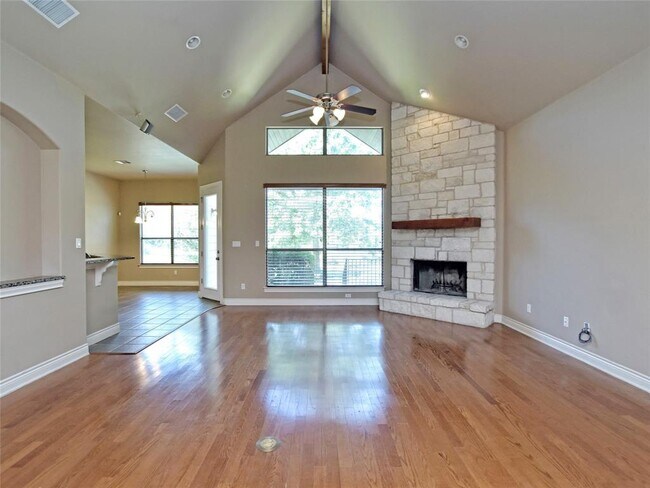 Building Photo - 131 Huck Finn Trail