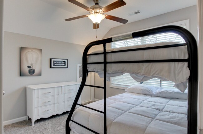 Building Photo - 1253 Dodd St