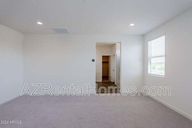 Building Photo - 34940 N Augite Way