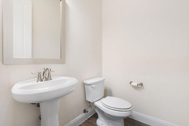 Building Photo - 2304 Arroyo Grande