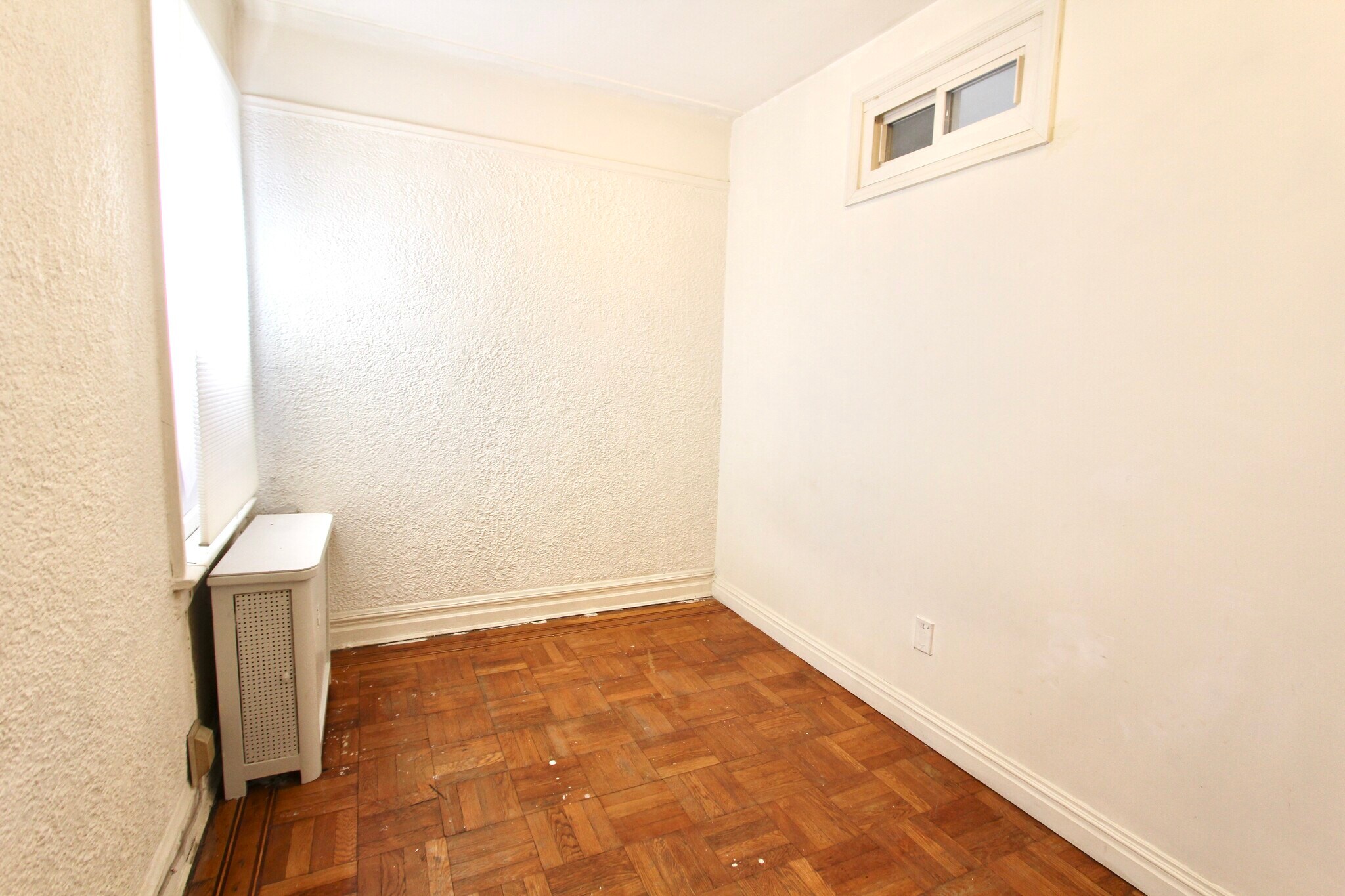 Building Photo - 3936 Skillman Ave