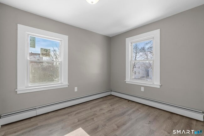 Building Photo - 22 Wolcott St