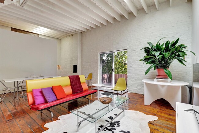 Building Photo - Gated Studio Loft Designed by Architect Ja...