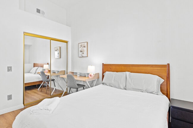 Building Photo - 1519 Walnut Ave