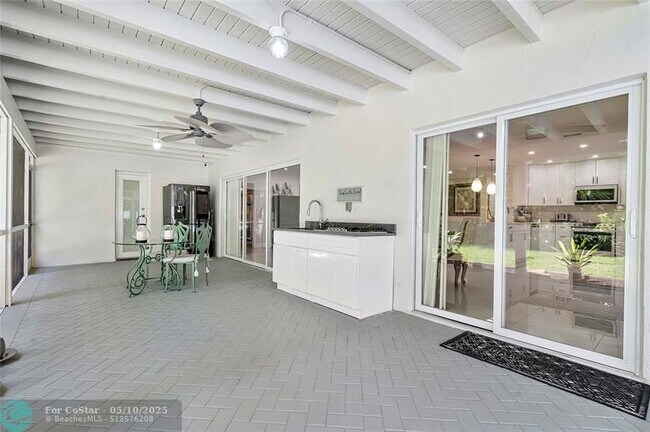 Building Photo - 10209 Vestal Ct
