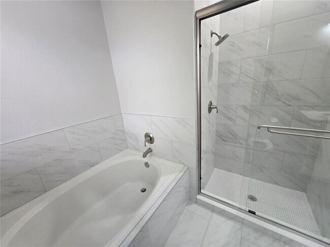 Building Photo - 4211 2nd Ave E