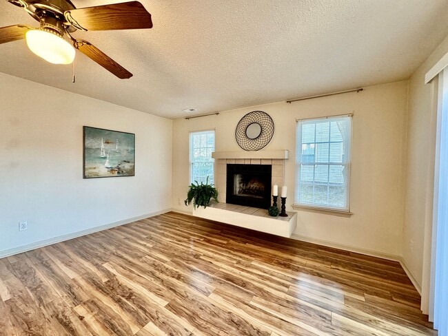 Building Photo - A Fantastic 3-Bedroom Home in Ocean Lakes North! Available 04-20-26! 2-Car Attached Garage, Large...