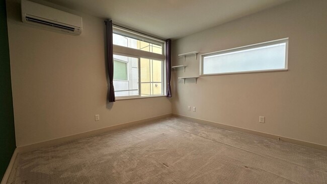 Building Photo - 1803 20th Ave