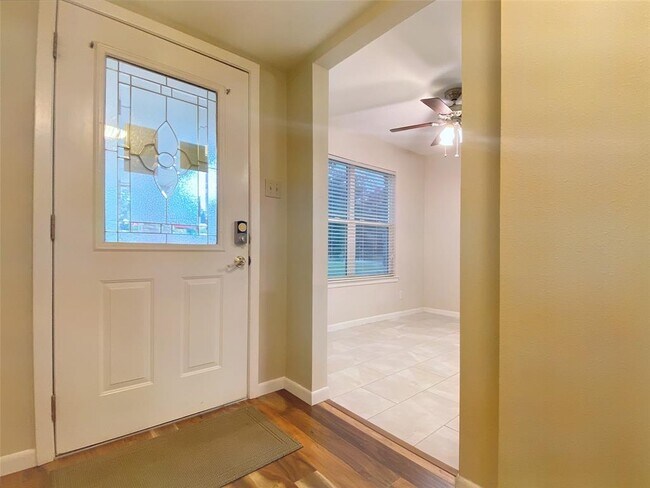 Building Photo - 8303 Alabama Dr