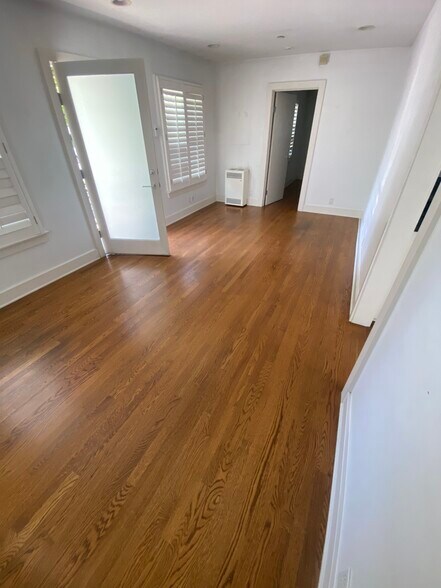 Building Photo - 2958 Exposition Blvd