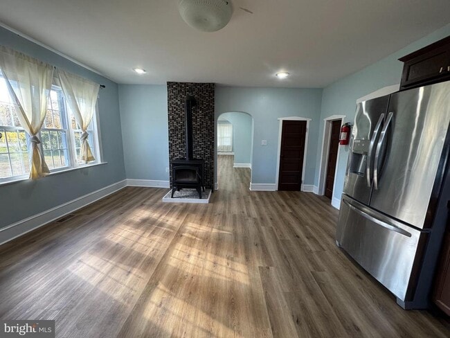 Building Photo - 208 Vineyard Rd