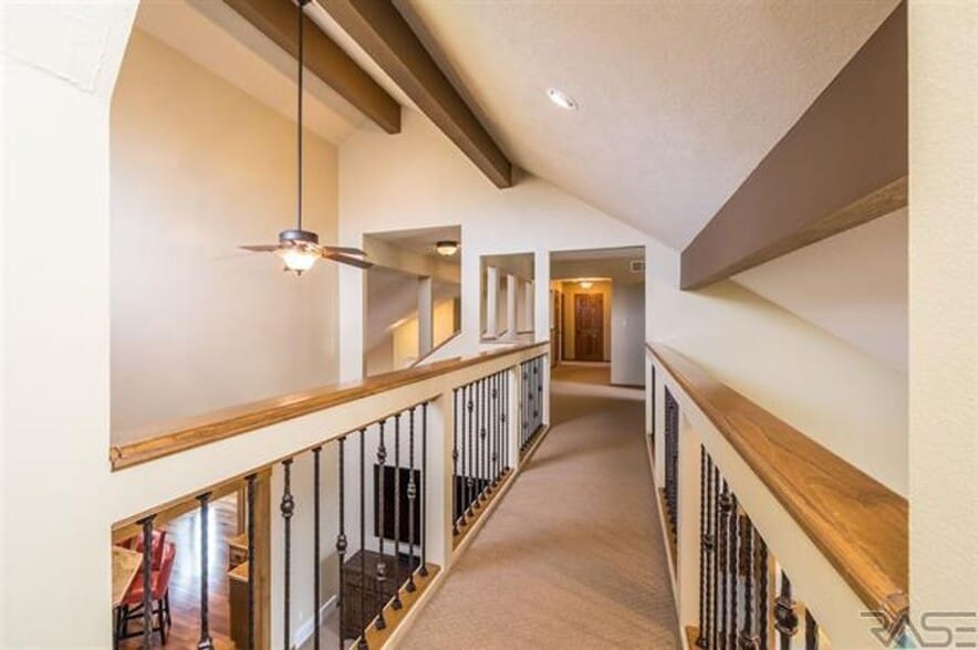 Building Photo - 4404 S Yellowstone Ln