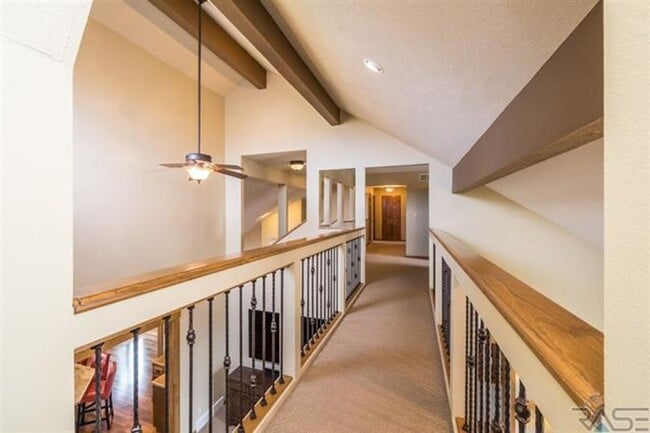 Building Photo - 4404 S Yellowstone Ln