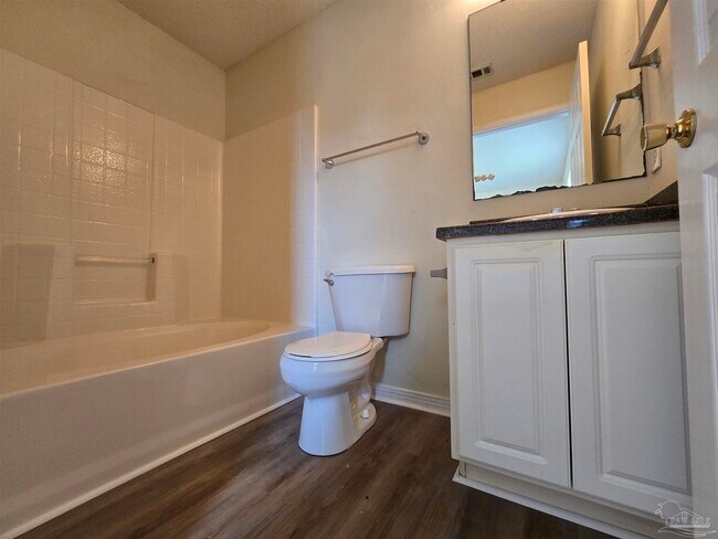 Building Photo - 1082 Antigua Cir
