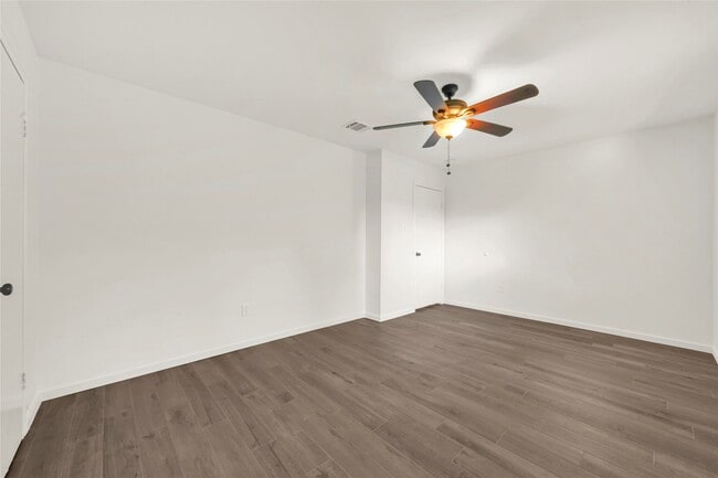 Building Photo - 5315 11th St