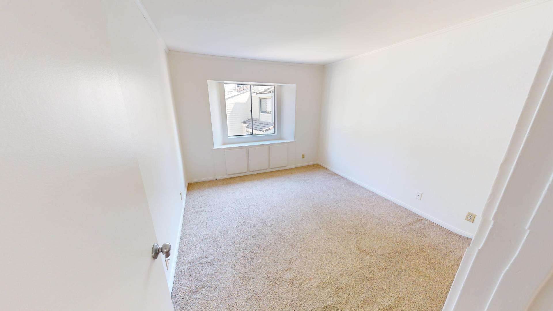 Building Photo - 1218 S Westlake Blvd