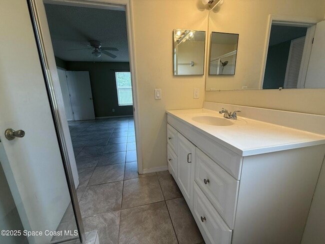 Building Photo - 3506 Egret Dr