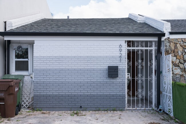 Building Photo - 6921 W 19th Ct