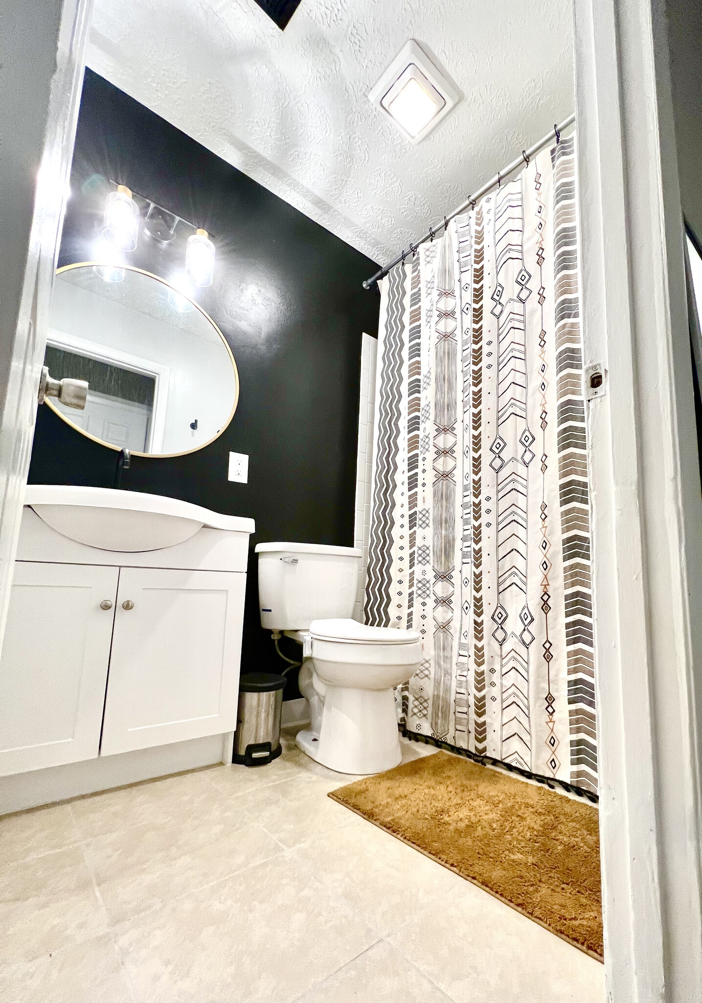 Building Photo - 1812 Kent St