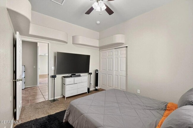 Building Photo - 3044 Tierra Fresno Dr