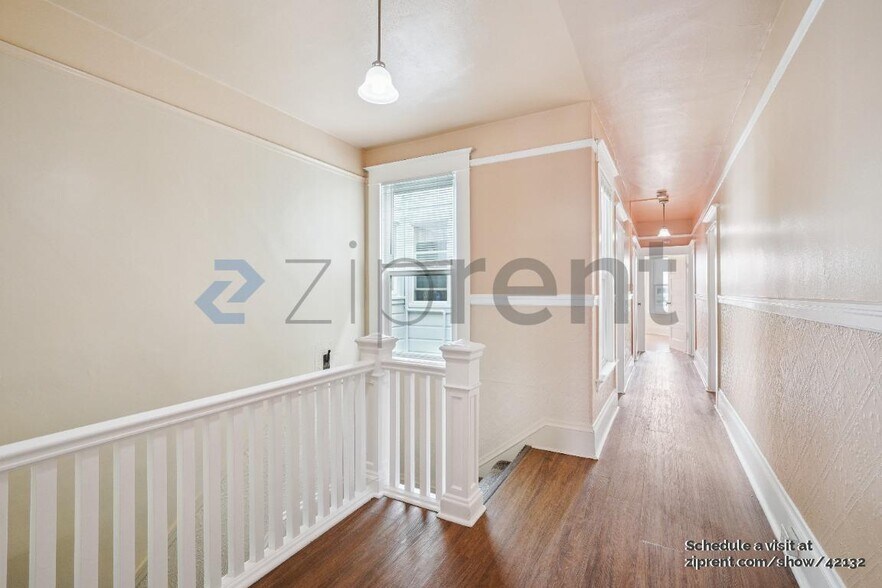 Building Photo - 445 14th St