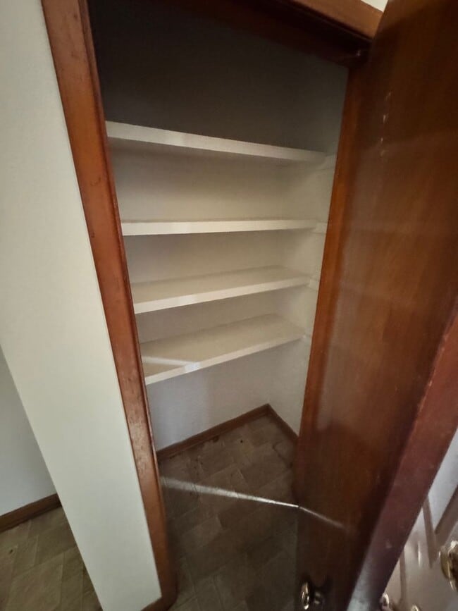 Building Photo - 2/1 outside city limits of Shelby, NC