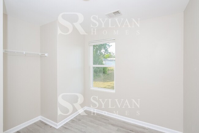 Building Photo - Everything You Need. All Right Here.