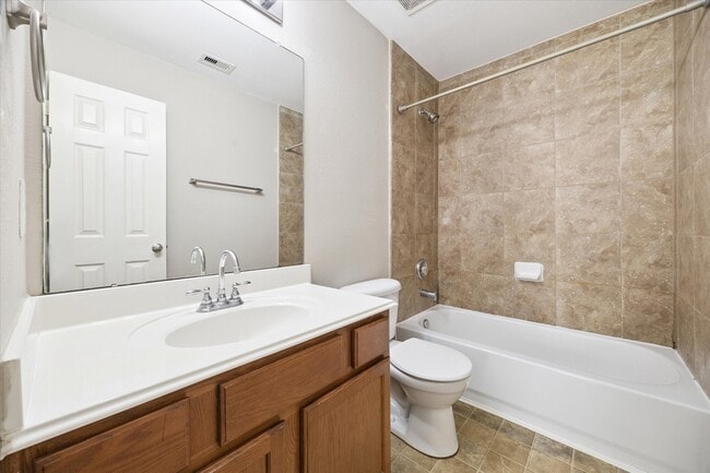 Building Photo - 20566 Sycamore Crest Ln