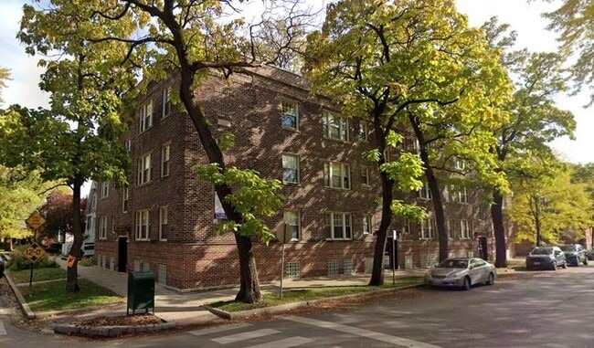 Building Photo - 3451 N Wolcott Ave