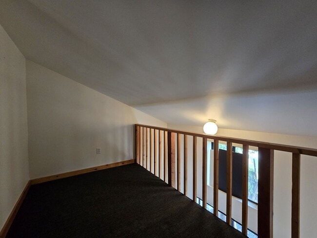 Building Photo - 808 Agua Fria St