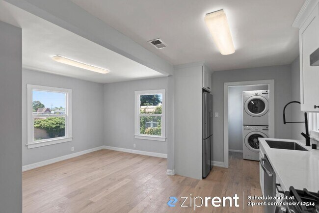 Building Photo - 3827 West St