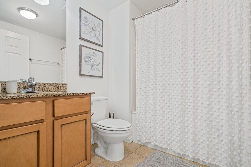 Building Photo - 4203 Indian Bayou Trl