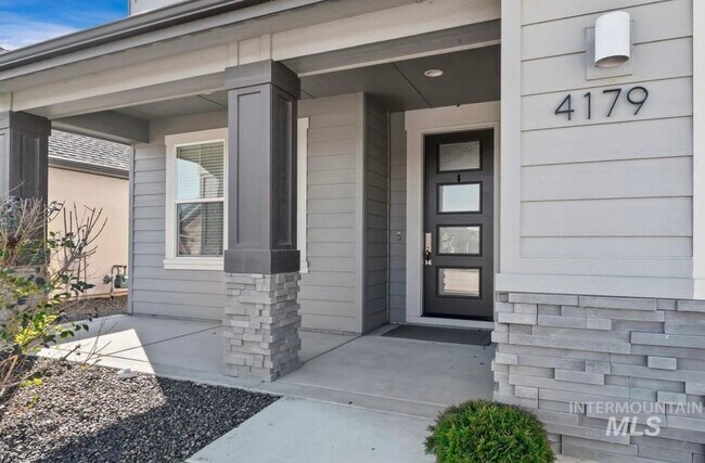 Building Photo - 4179 W Bolton Dr