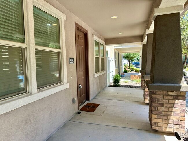 Building Photo - Adorable Bungalows at Cooley Station home!