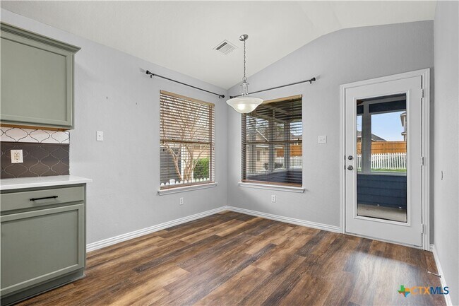 Building Photo - 4492 Mather