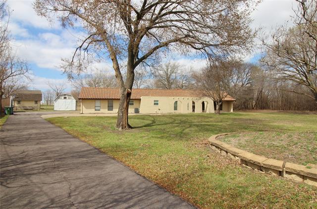 Building Photo - 6600 Estados Dr