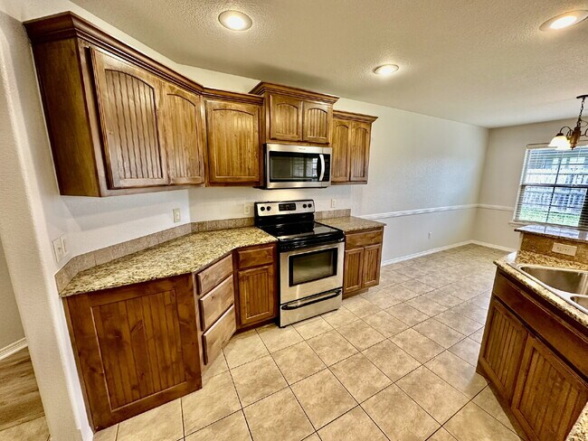 Building Photo - 441 Sorrento Dr