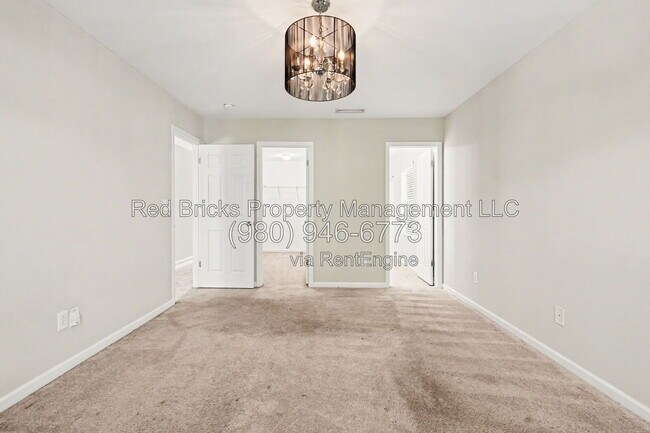 Building Photo - 11325 Deer Chase Ln