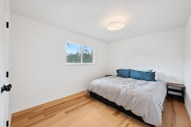 Building Photo - 3713 Harpers Ferry Ln