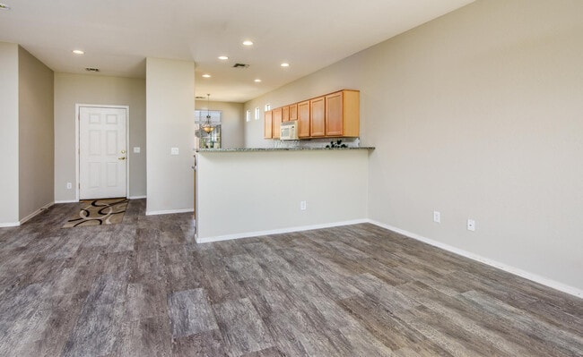 Building Photo - 42607 W Constellation Dr