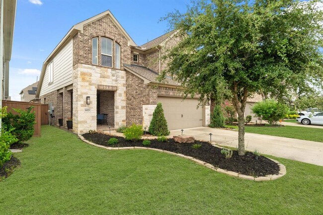 Building Photo - 6023 Dovetail Cliff Ct