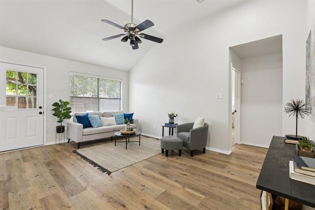 Building Photo - 1534 Haven Pl