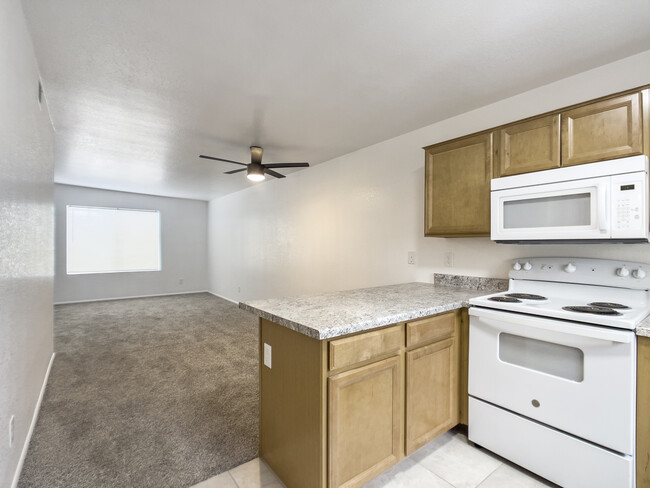 Primary Photo - Santa Cruz Villas