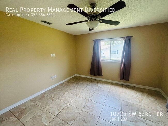 Building Photo - 10725 SW 63rd Terrace