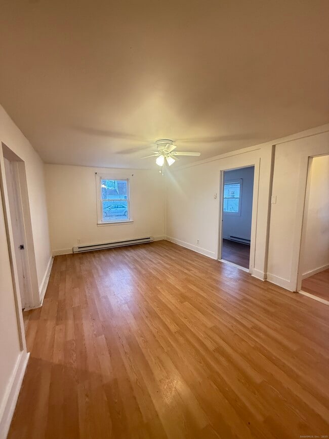 Building Photo - 23 Hayward Ave