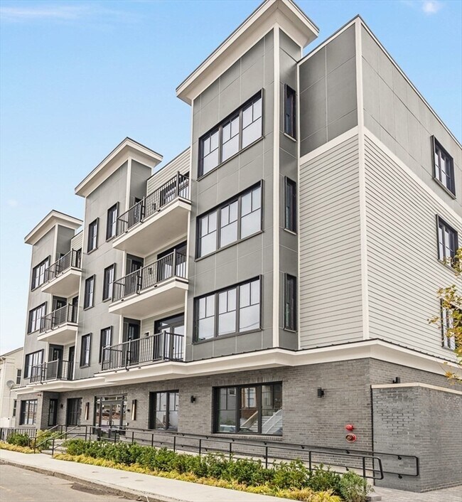 Primary Photo - 24-28 Mt Pleasant St