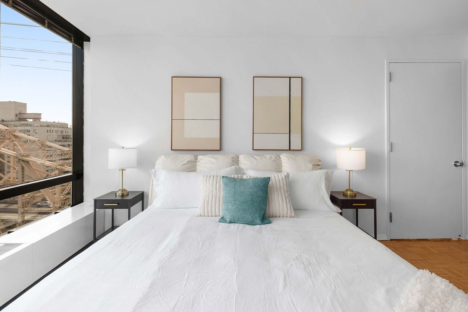 Building Photo - 420 E 61st St