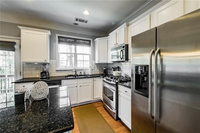Building Photo - 2286 Limehurst Dr