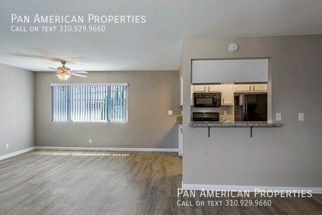 Building Photo - 13919 Coteau Dr