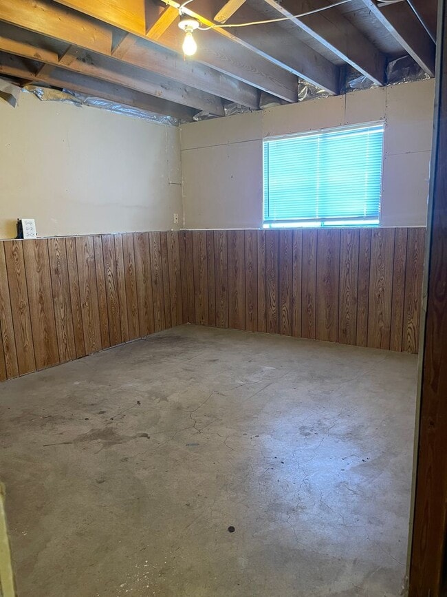 Building Photo - 2 Bedroom Duplex in Spokane Valley **Avail...